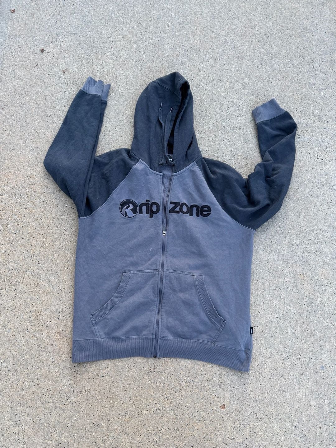 Ripzone Zip Up Hoodie Gray Black 2