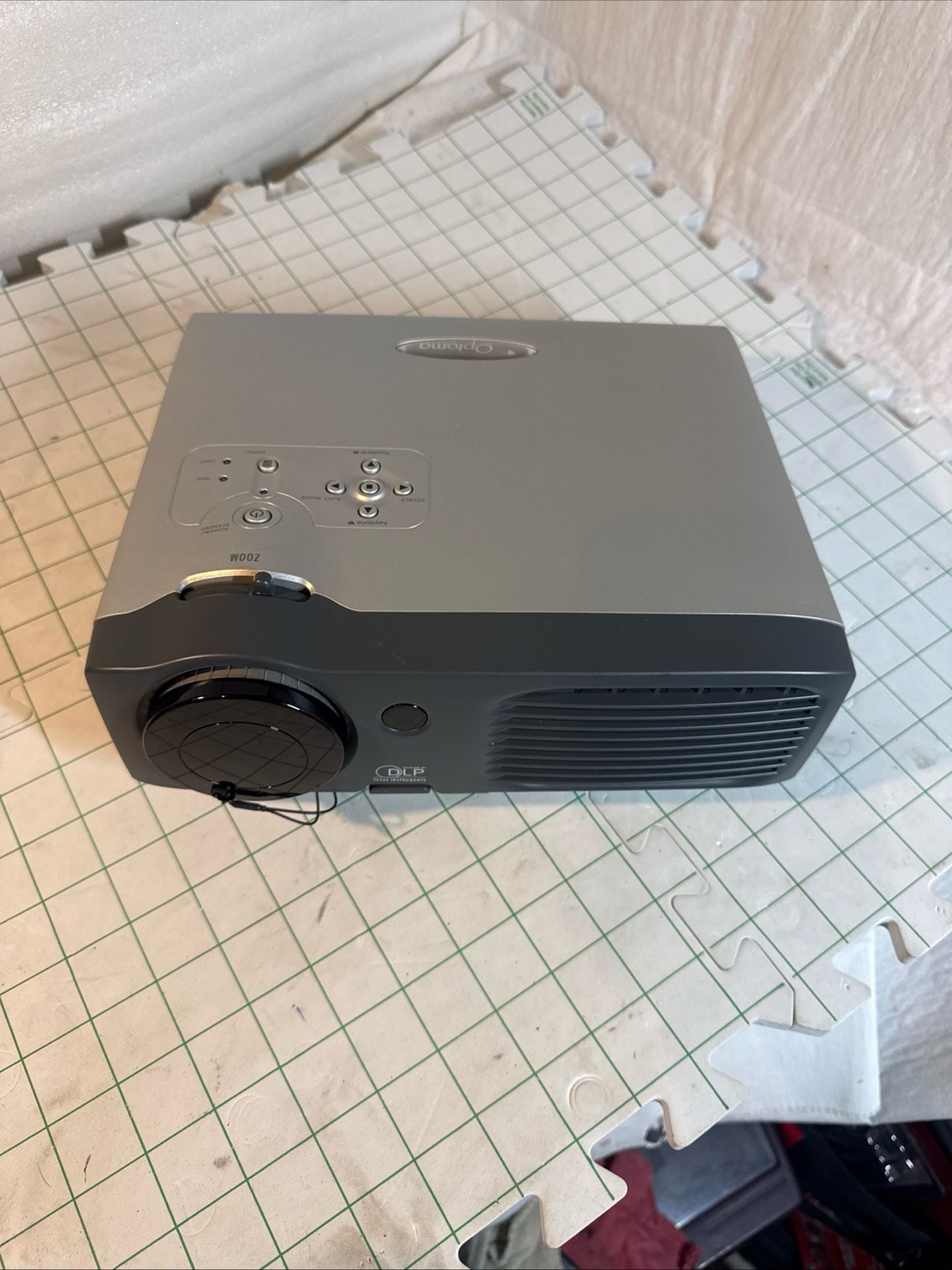 Optoma EP770 DLP Projector Projection Display Texas Instruments Multimedia Movie 5