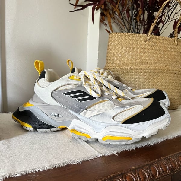 Balenciaga Cargo Sneakers in grey and yellow 