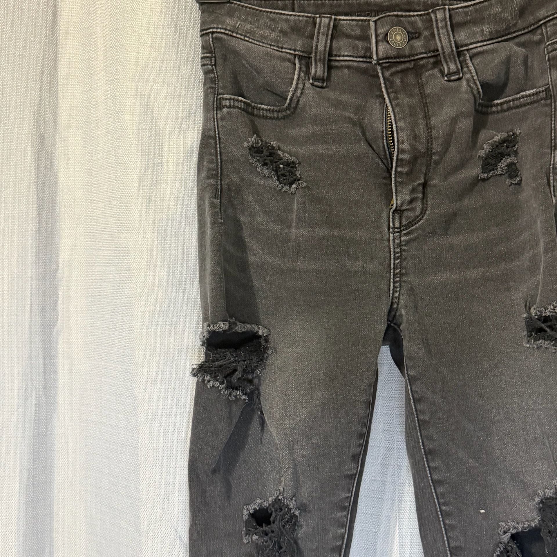 American Eagle Super Stretch Jegging Distressed Black Denim Jeans 6