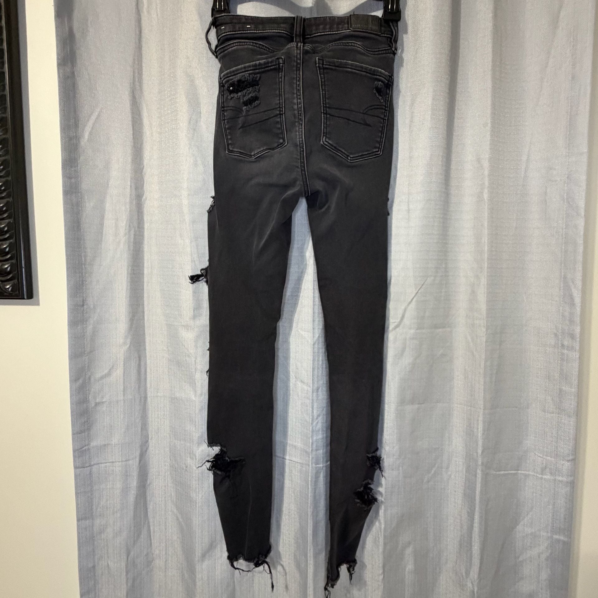 American Eagle Super Stretch Jegging Distressed Black Denim Jeans 9