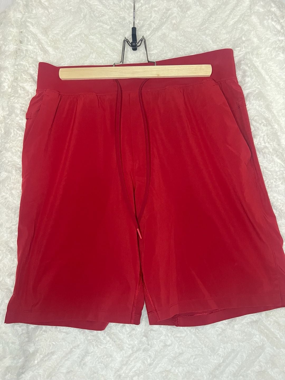 EUC Men’s lululemon T.H.E Shorts Size L 2