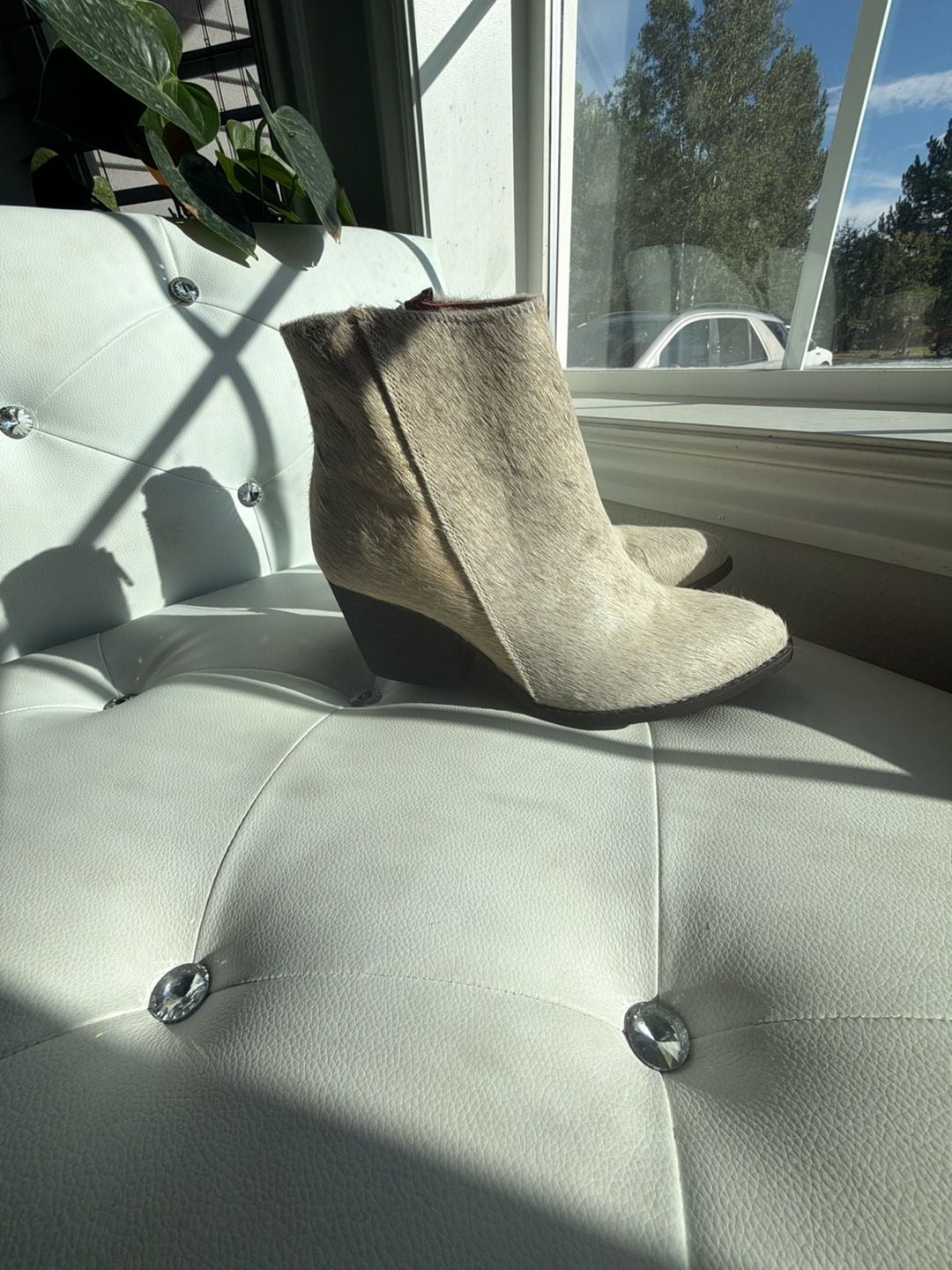 Alcala's Cowhide Western Ankle Boots 3