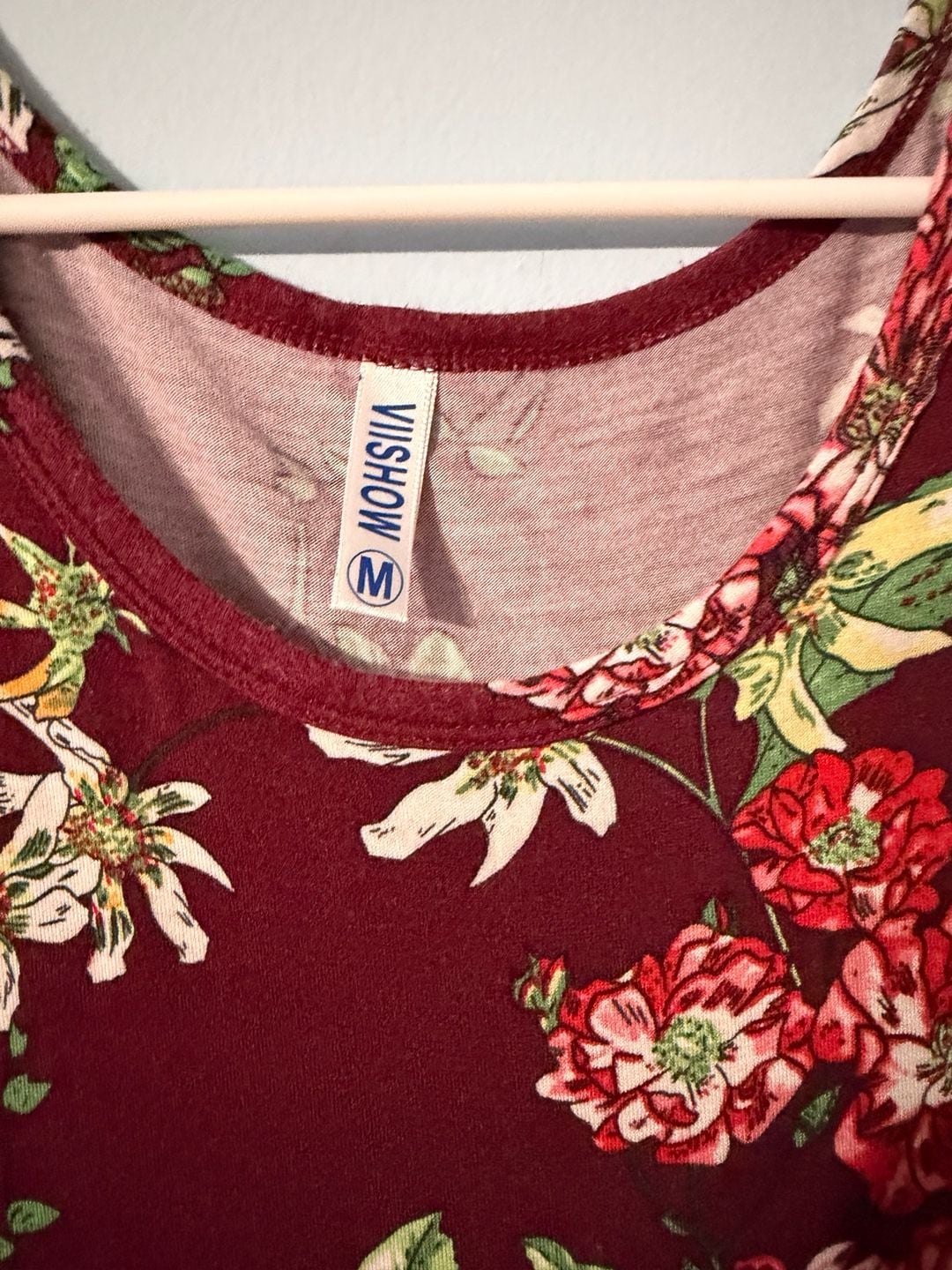 VIISHOW Floral Dress Size M Wine Red Short Sleeve Casual Empire Waist 3