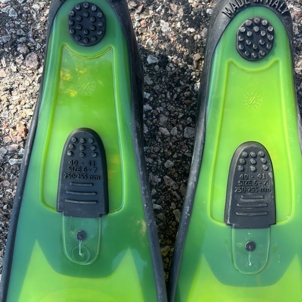 Deep See Swim Fins Size 6-7 Green Black Scuba Flippers