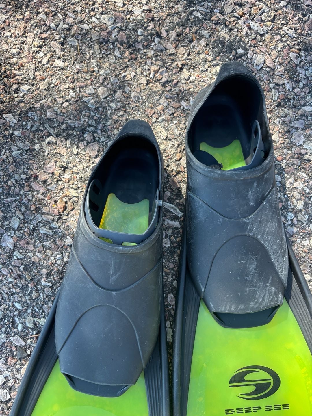 Deep See Swim Fins Size 6-7 Green Black Scuba Flippers 6