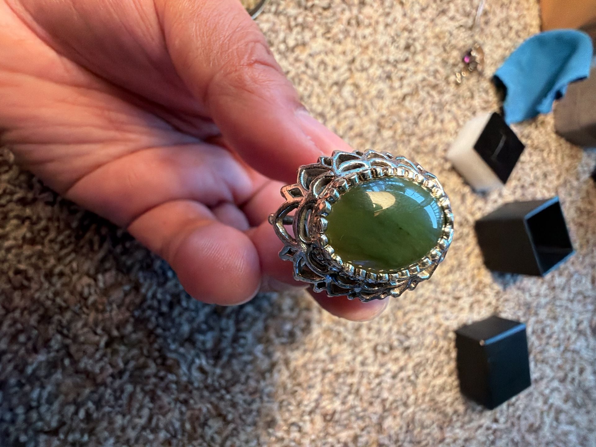 Sterling Silver Green Jade Cabochon Cocktail Ring 1