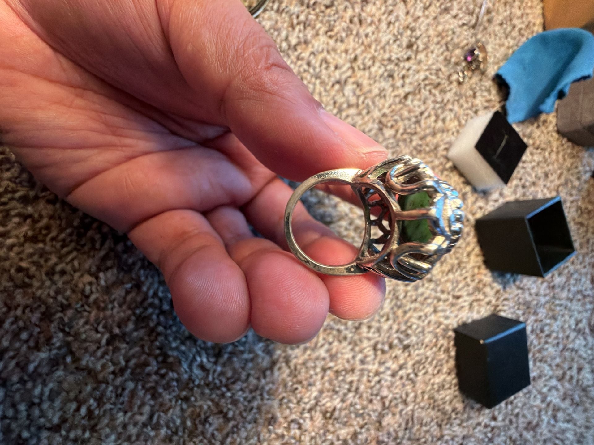 Sterling Silver Green Jade Cabochon Cocktail Ring 2