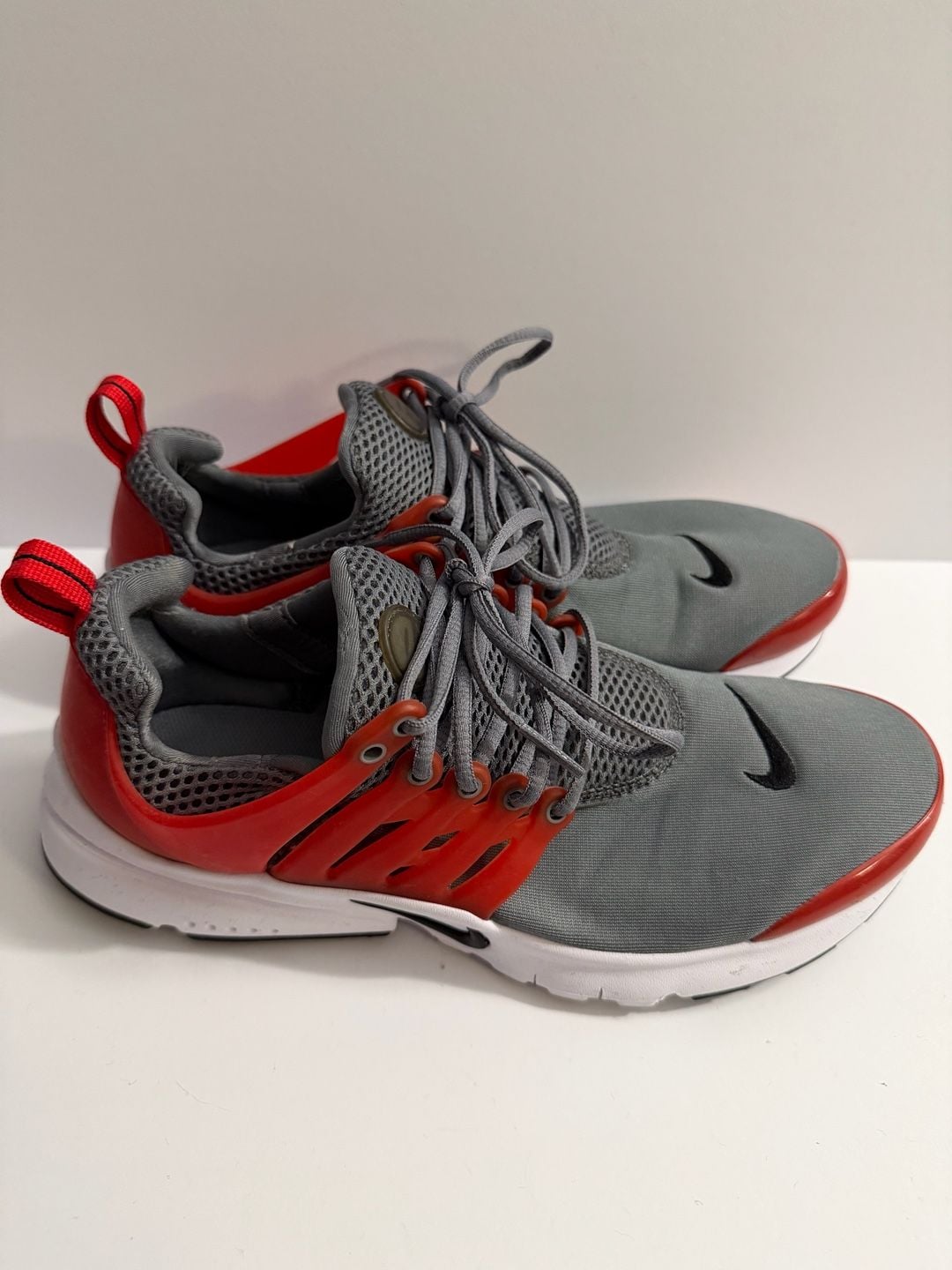 Nike Presto GS Size 7Y Gray Red Running Shoes 3