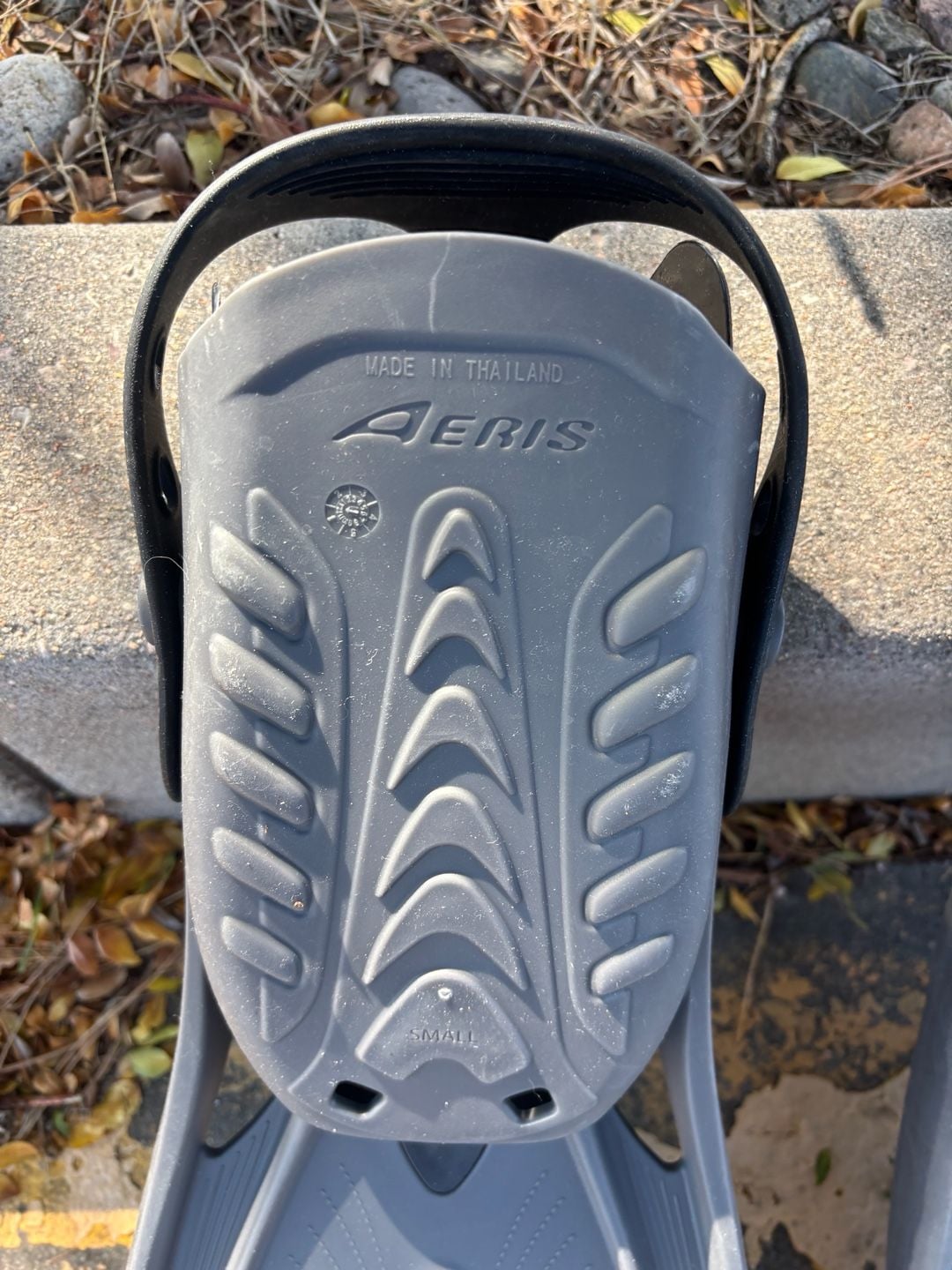 Aeris Accel Scuba Fins Size Small Gray Open Heel Dive Fins 5