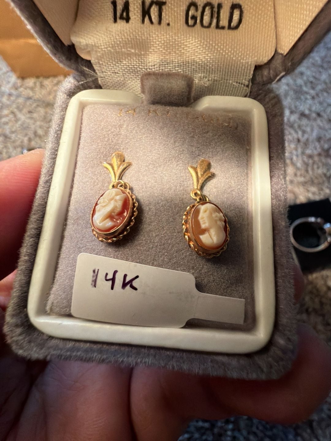 14K Yellow Gold Carved Shell Cameo Dangle Earrings 2