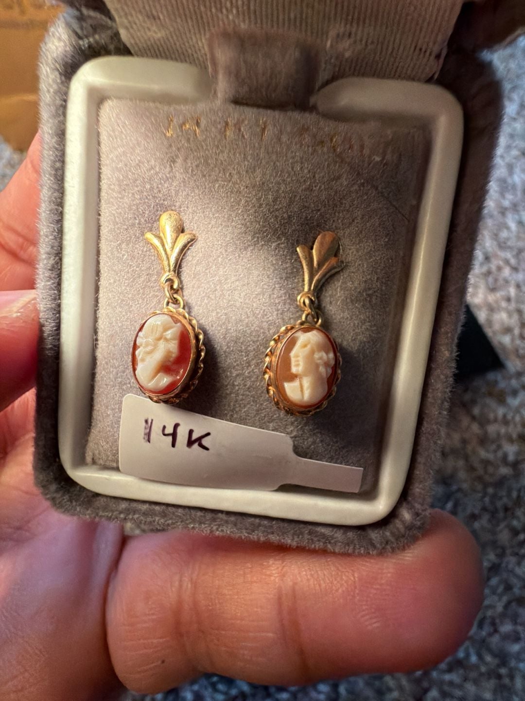 14K Yellow Gold Carved Shell Cameo Dangle Earrings 4