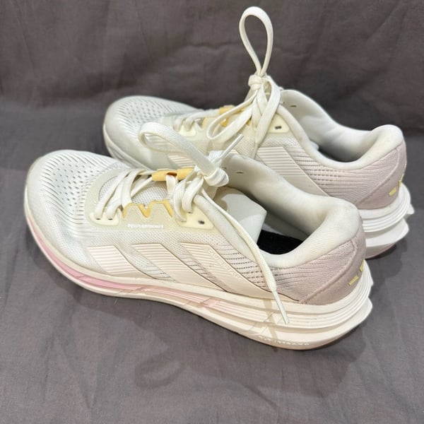 Adidas Questar 3 Running Shoes Off White Putty Mauve