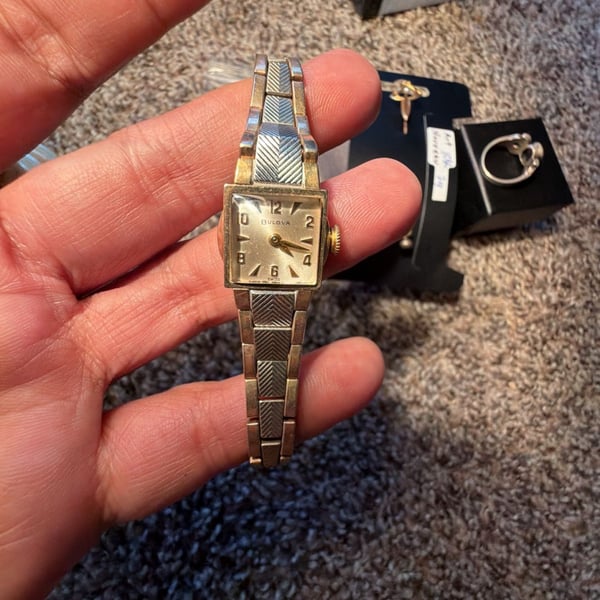 Bulova Vintage Ladies Mechanical Wrist Watch 10K RGP Gold Filled