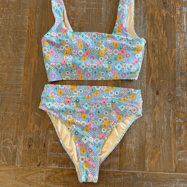 Albion Darling Blue bikini set small top medium bottoms