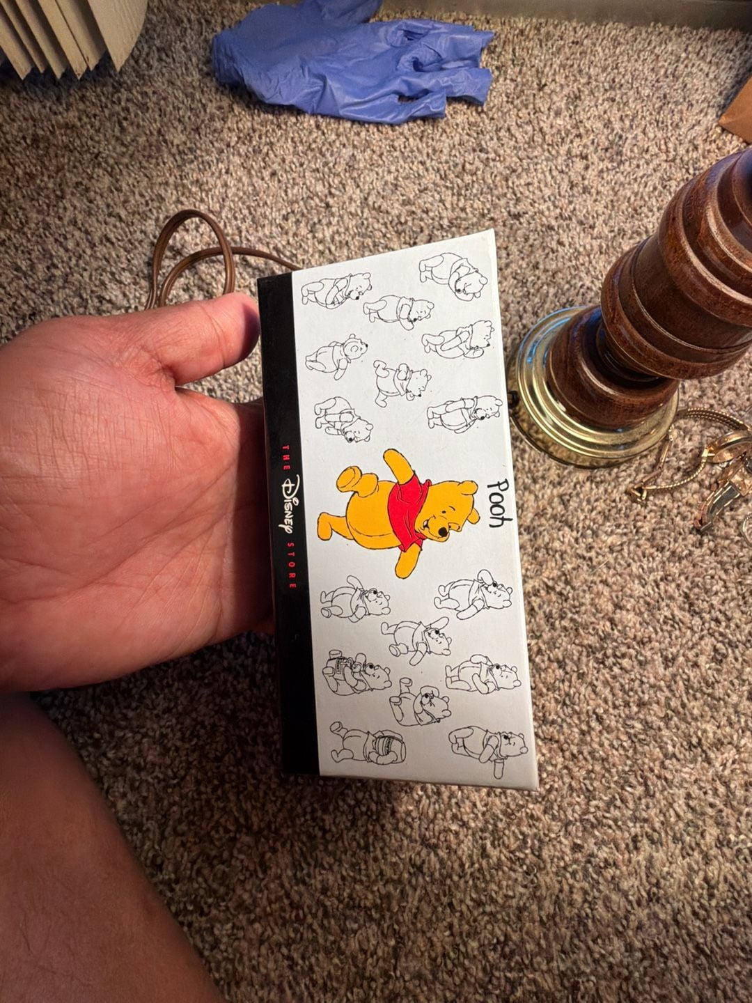 Disney Winnie The Pooh Gold Tone Bracelet Watch Honey Pot Links 8