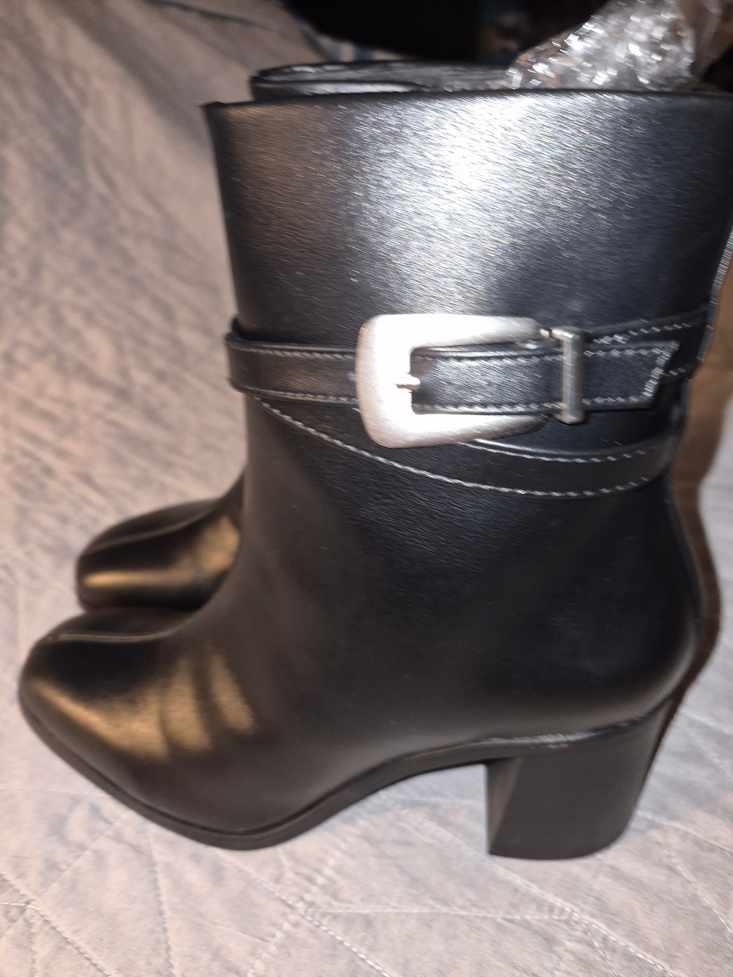 Soda Ankle Boots Size 7 Black Block Heel Buckle Strap 4