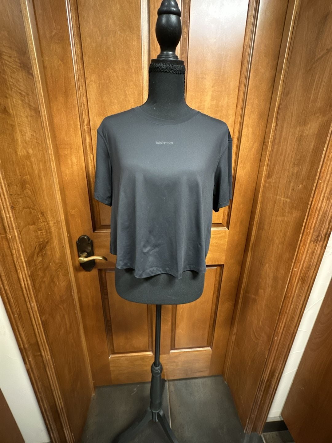 Lululemon Back-Split Short Sleeve T-Shirt Black 2