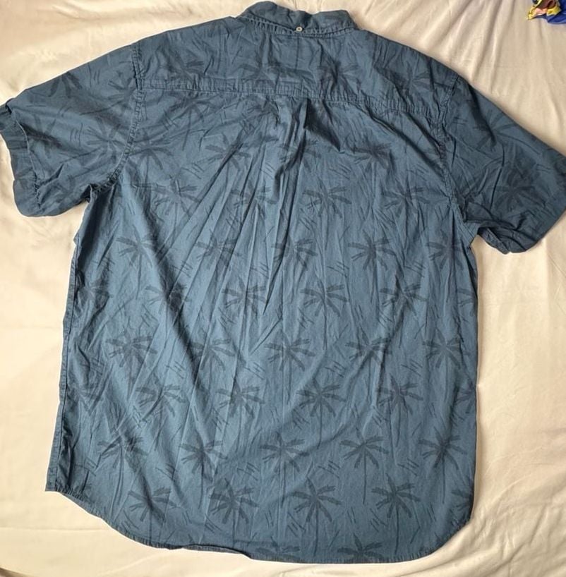 Chubbies Button-Down Shirt Size XL Blue Palm Tree Print Short Sleeve 4