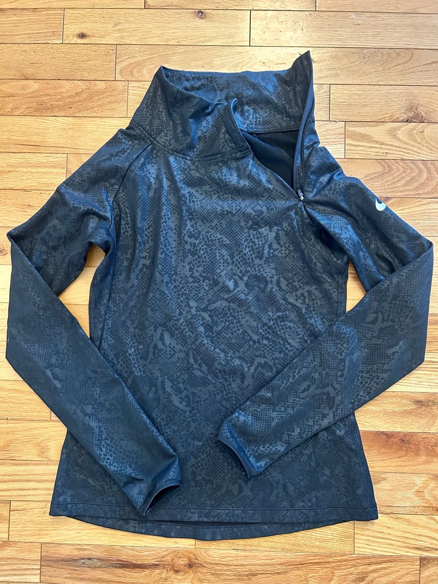 Nike Pro Warm Embossed Funnel Neck Pullover Size M Black Snakeskin 2