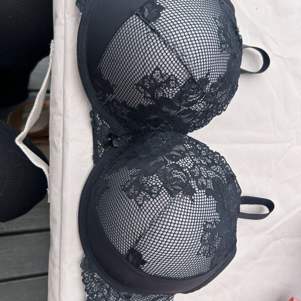 Torrid Push Up Bra Size 46C Black Lace