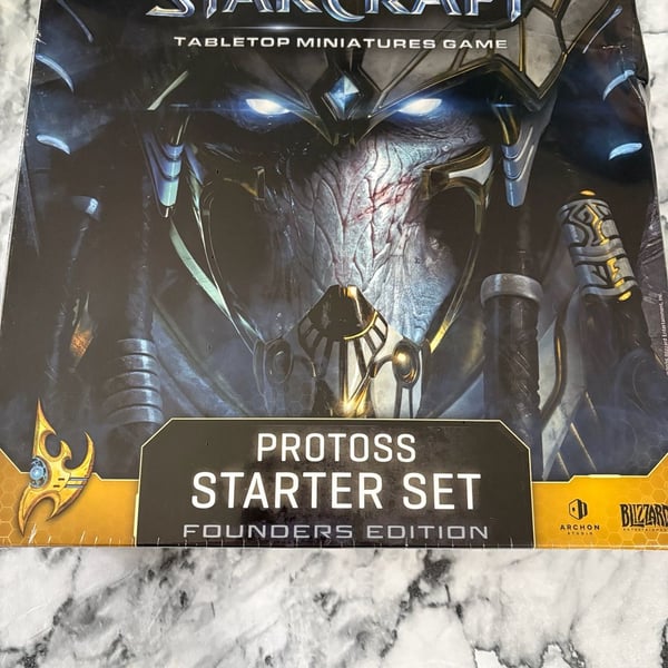 Limited addition!! StarCraft Tabletop Miniatures Game Protoss Starter Set
