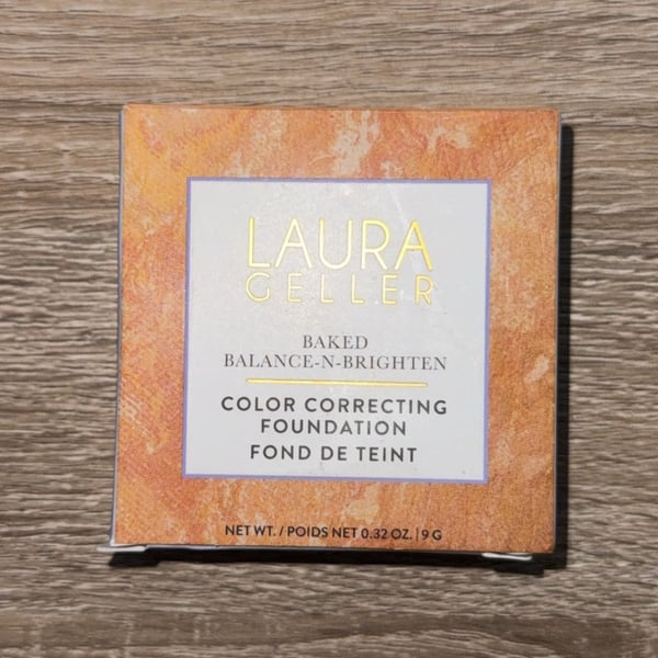 Laura Geller Baked Balance-N-Brighten Foundation LIGHT 9g .32oz NIB