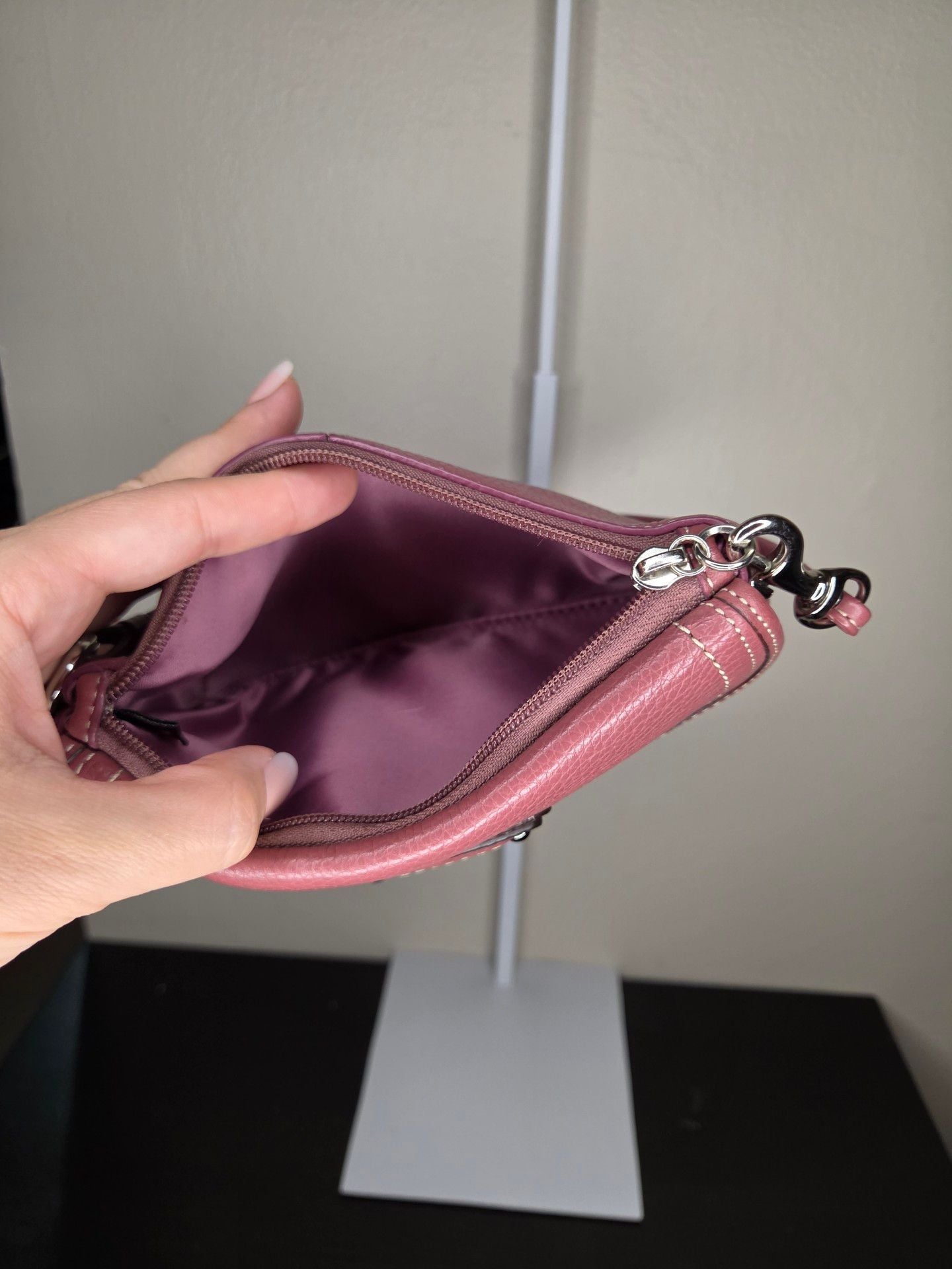 Coach Legacy Flap Wristlet Clutch Pink 6