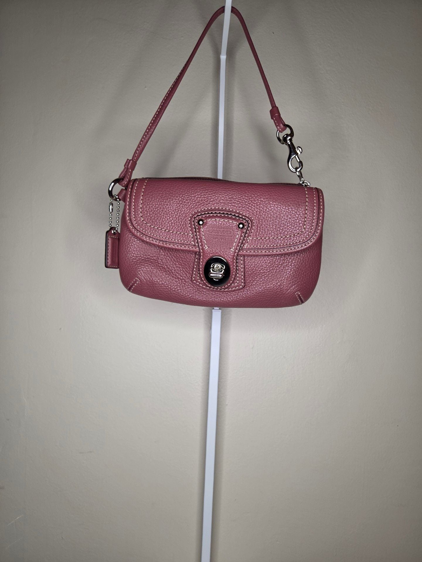 Coach Legacy Flap Wristlet Clutch Pink 7