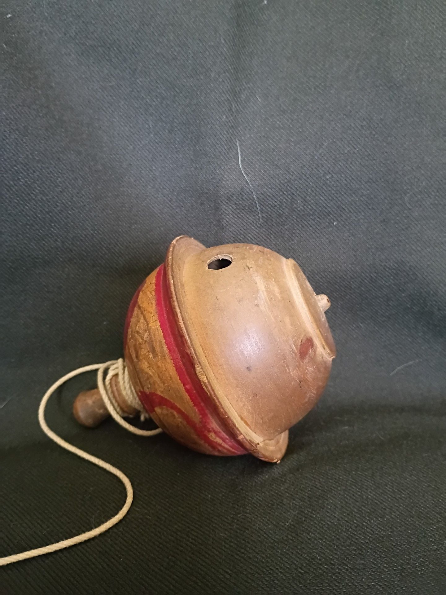 Vintage Handcrafted Wooden Spinning Top with String 8