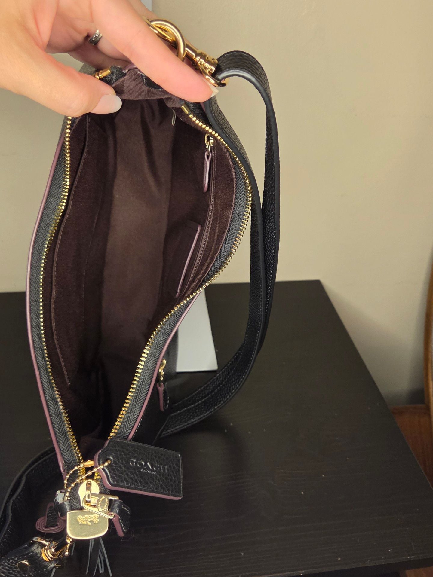 Coach Teri Hobo - Black shoulder/crossbody bag
9