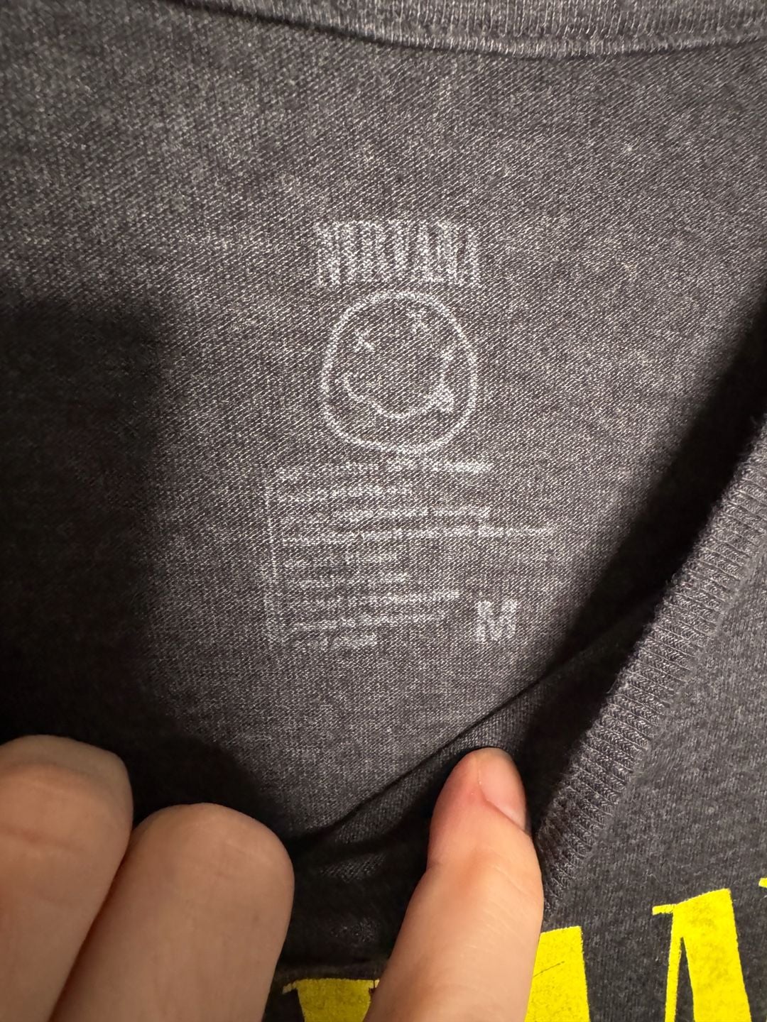 Nirvana T-Shirt Size M Dark Gray Smiley Face Graphic Rock Grunge 5
