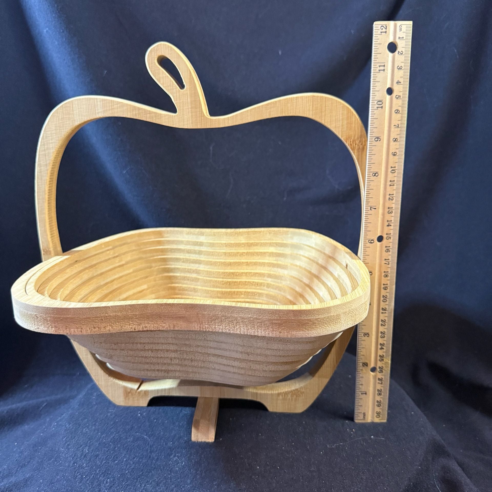 Bamboo Apple Collapsible Fruit Basket Trivet 8