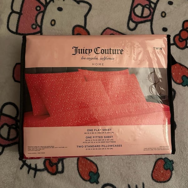 Juicy Couture Twin Sheet Set Twin Red Heart Repeating Pattern