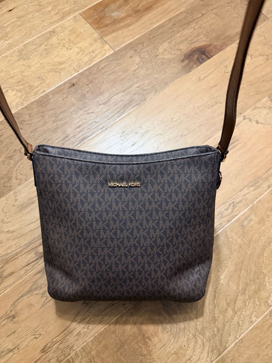 Michael Kors Jet Set Travel Large Messenger Bag Brown PVC 9