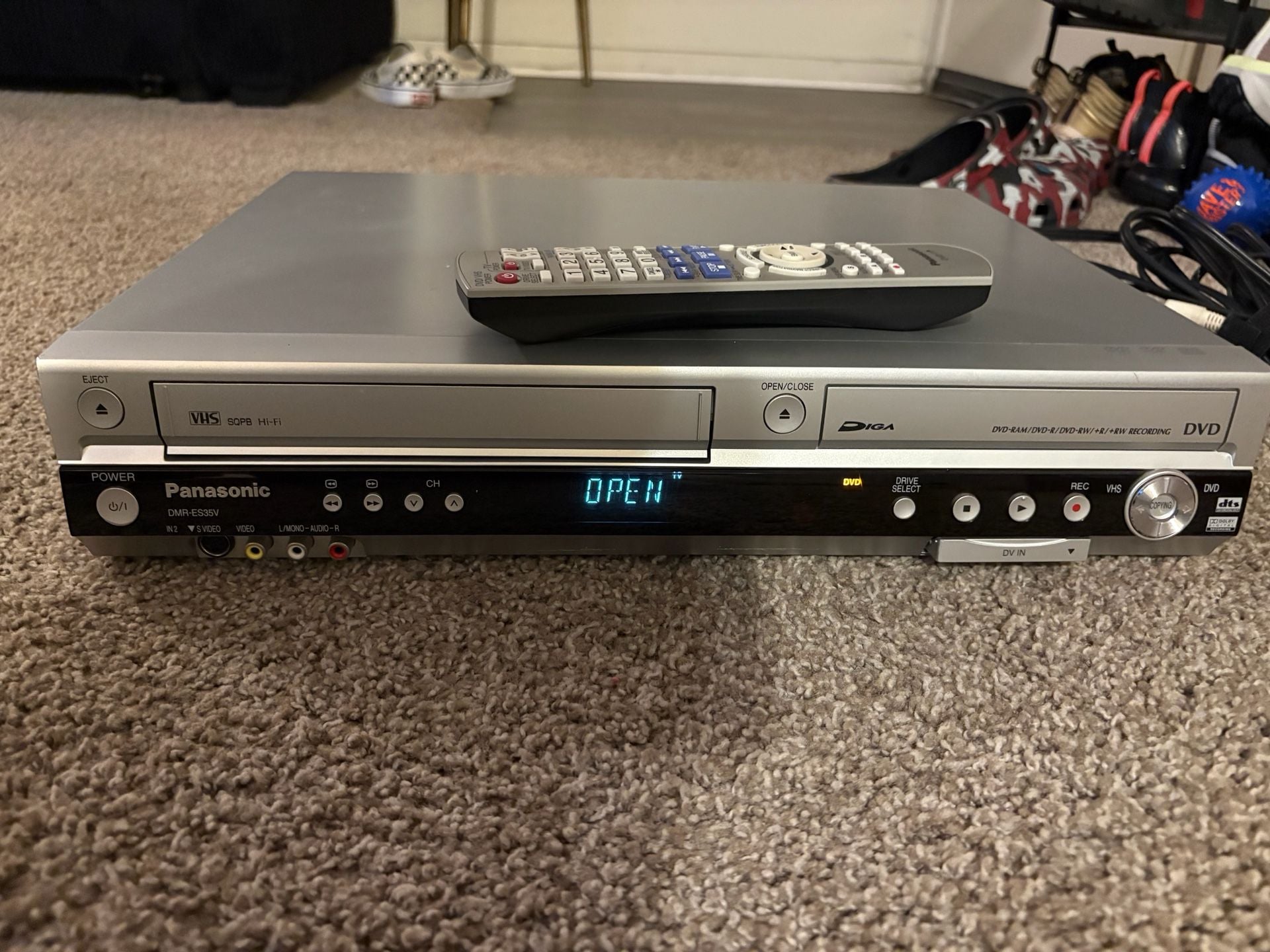 Panasonic DMR-ES35V Dvd/Vcr combo recorder *remote doesn’t work 2