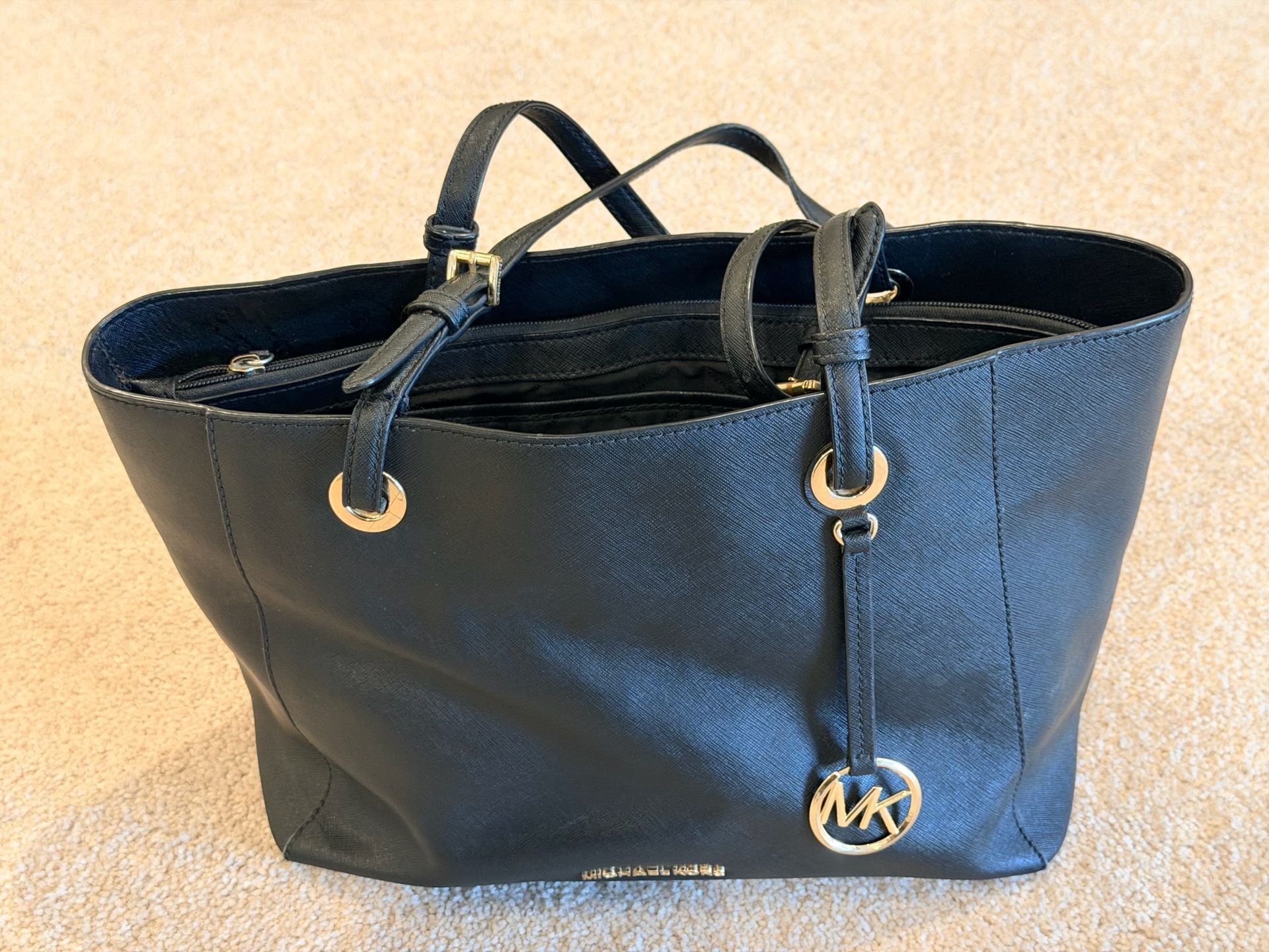 Michael Kors Walsh Saffiano Leather Tote Bag Black 3