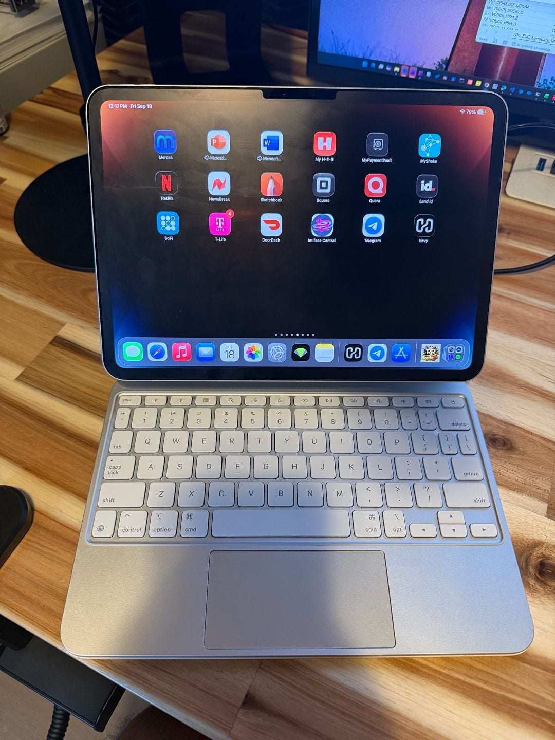 Apple iPad Pro 11-inch (M4) 256GB Silver Wi-Fi 4