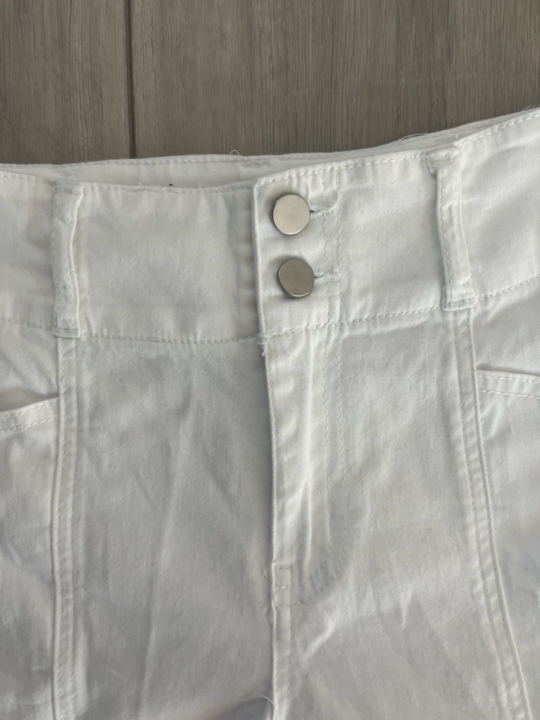 Tinseltown Flare Jeans Size 5 White Double Button Split Hem 3