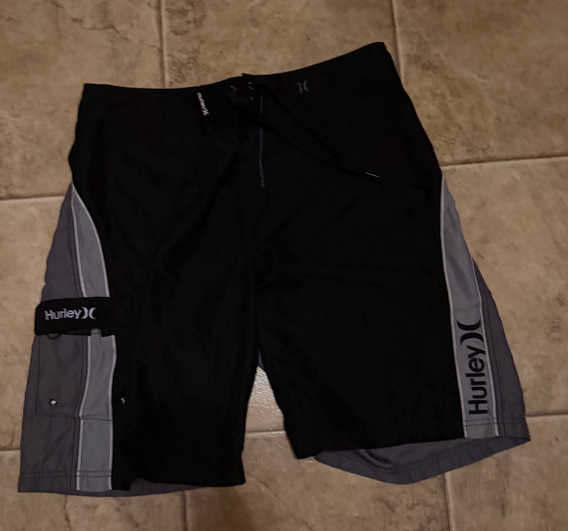 Hurley Board Shorts Size 36/L Black Gray Surf Swim Trunks 2
