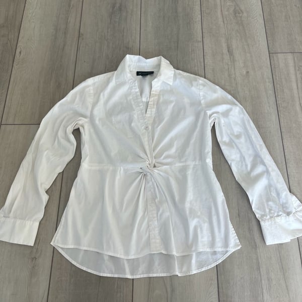 INC International Concepts Twist Front Blouse Size M White Long Sleeve