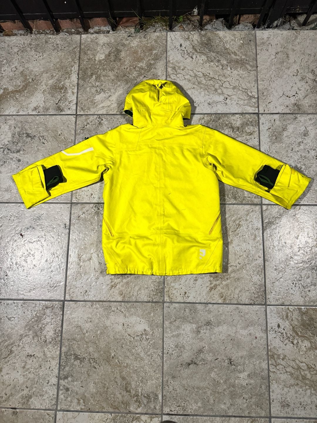 Salomon Ski Jacket Yellow 8