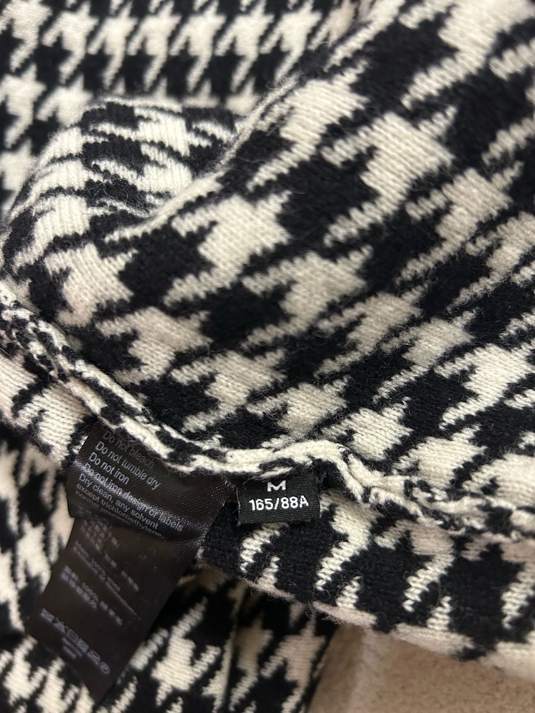 Karl Lagerfeld Houndstooth Sweater Dress Size M Black White Knit 7