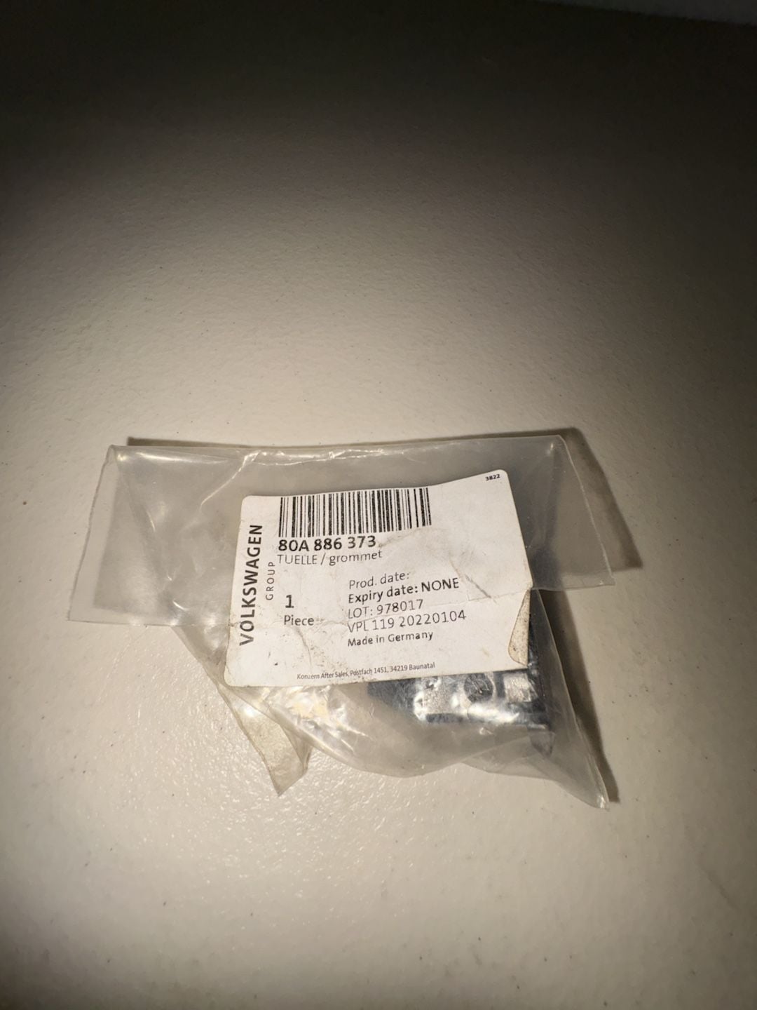 Volkswagen Grommet 80A 886 373 4