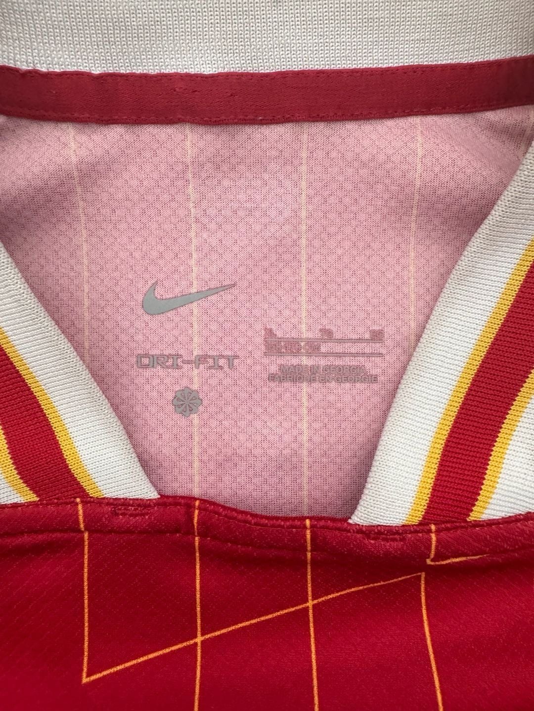 Nike Liverpool 2024/25 Home Jersey Size youth XL Red Soccer 4