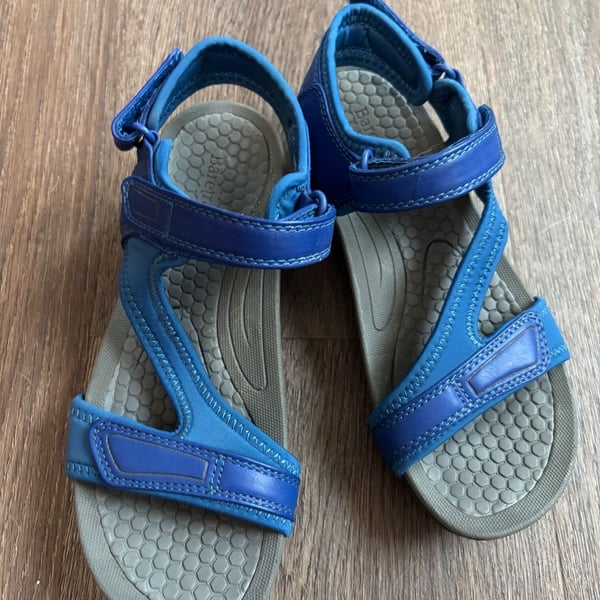 Baretraps Donatella Size 6.5M Blue Athletic Sandals