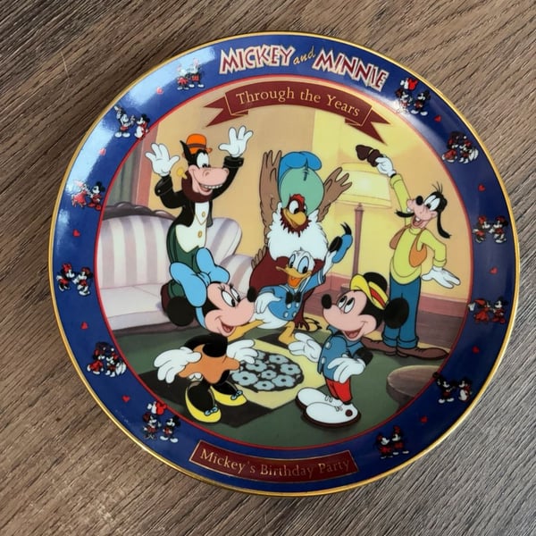 The Bradford Exchange Mickey and Minnie Through the Years Collector Plate