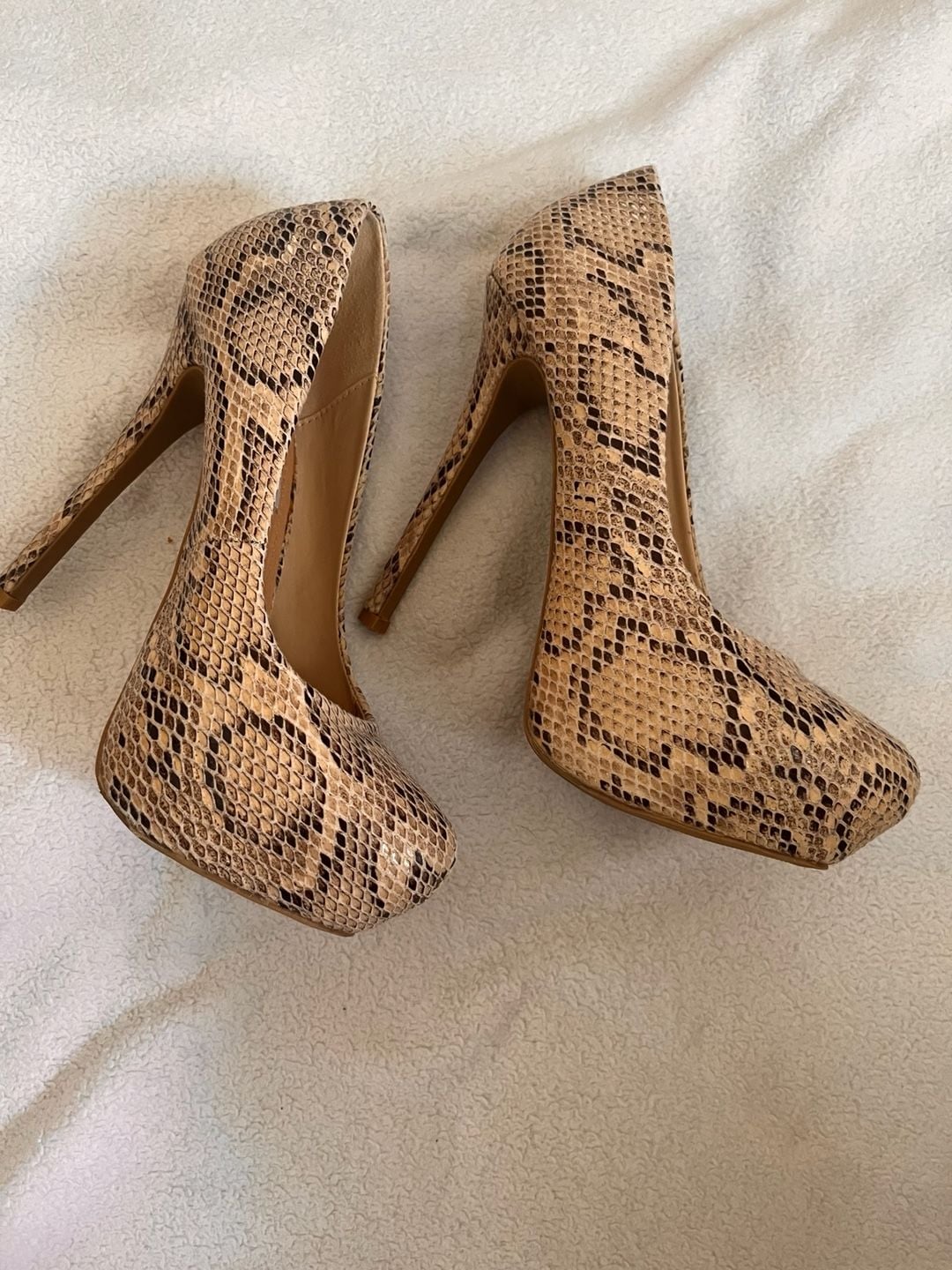 Steve Madden Snake Print Platform Stiletto Heels 3
