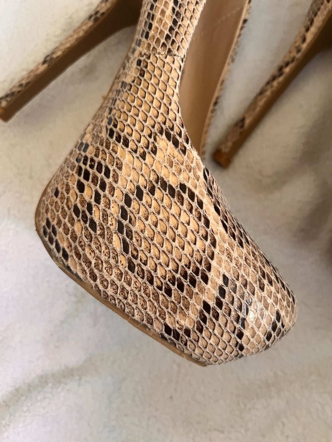 Steve Madden Snake Print Platform Stiletto Heels 9