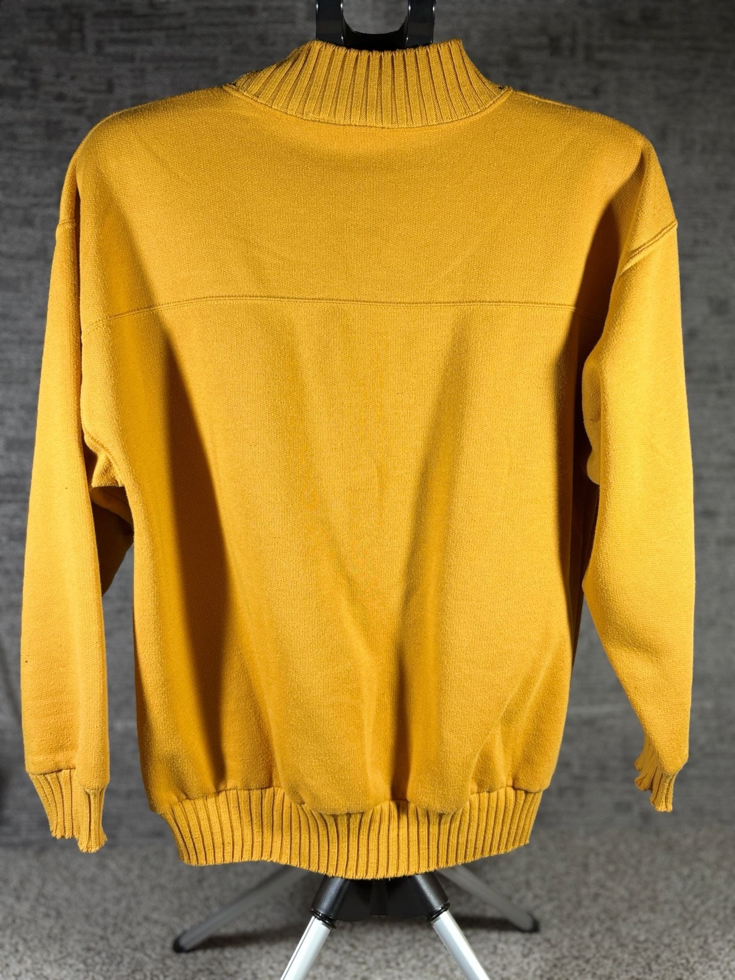 Vintage Mock Neck Pocket Yellow Sweater  70’s-80’s streetwear 145 7